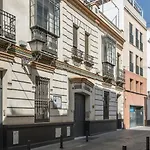 Διαμέρισμα Triana Deluxe Con Patio Privado *